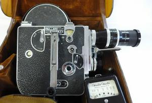 Antique and vintage projectors and movie making equipment - Friday 8th January sale